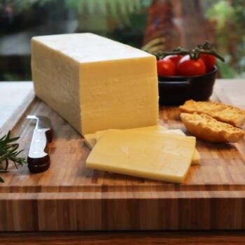 CHEDDAR CHEESE COLOURED 20 KG